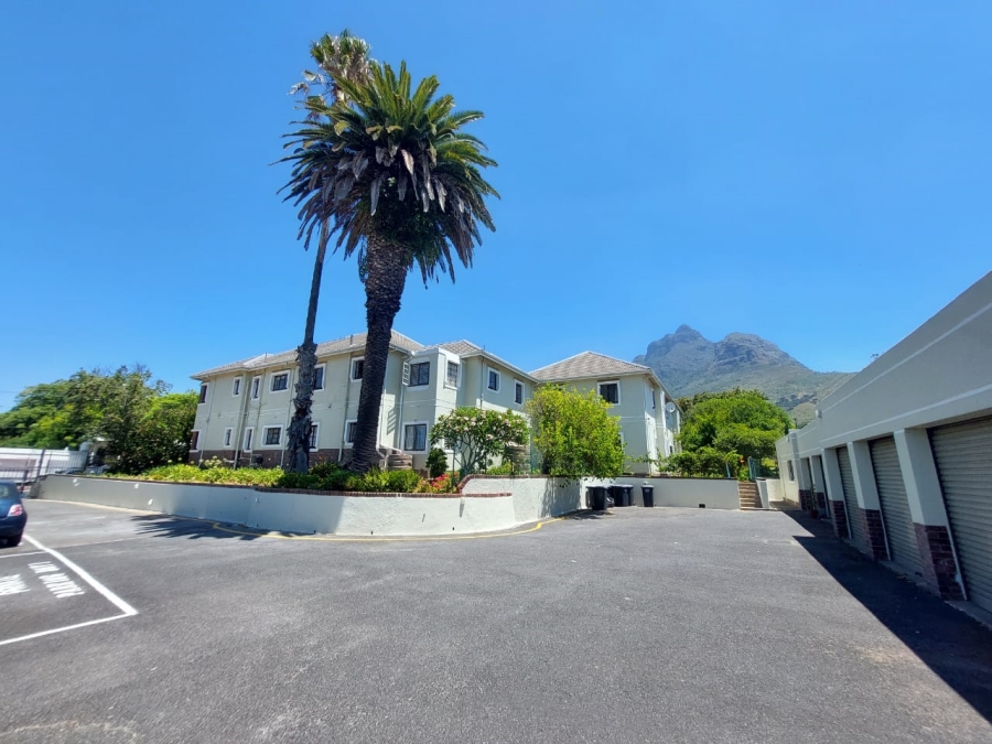 2 Bedroom Property for Sale in Mowbray Western Cape
